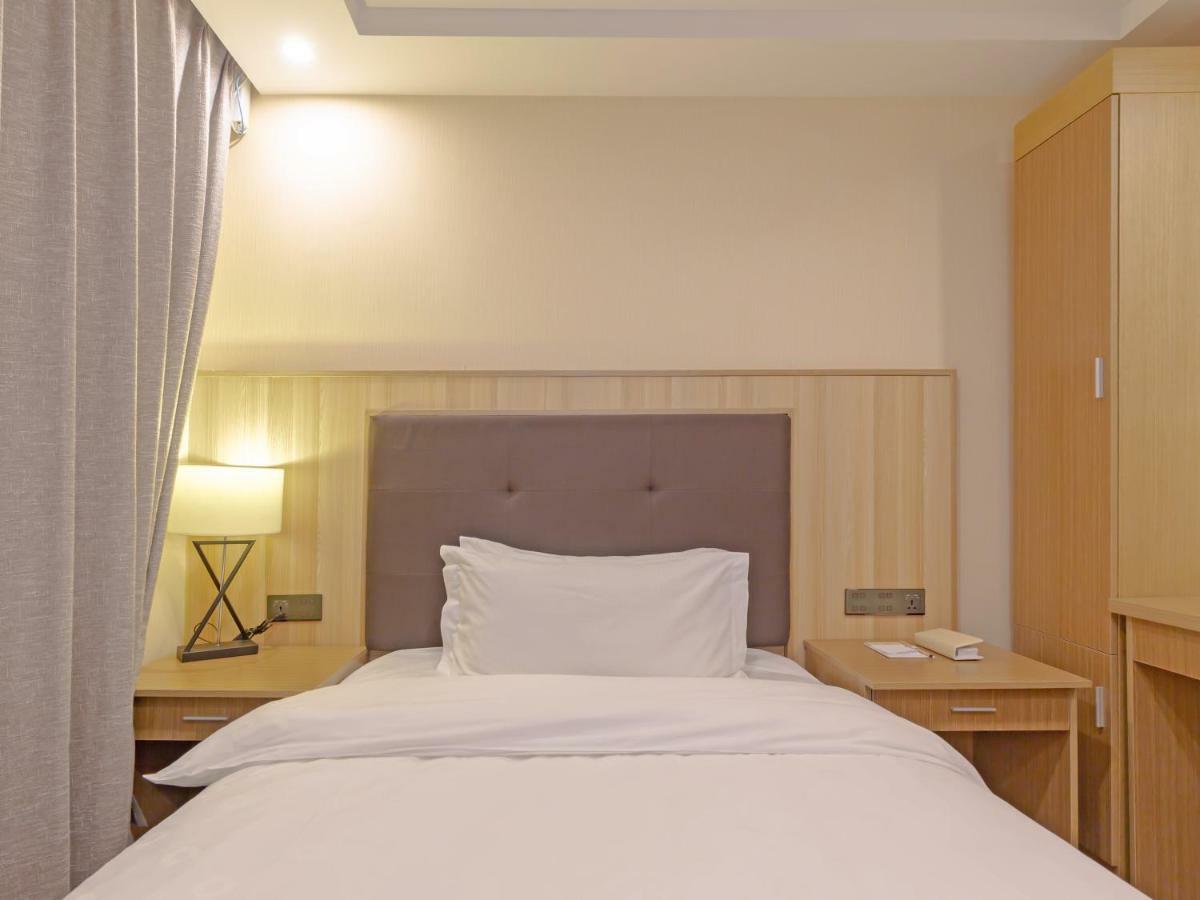 Echarm Hotel Shanghai Hongqiao Екстер'єр фото